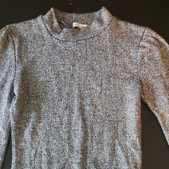 Charlotte Russe Metallic Sweater - Picture 4 of 10